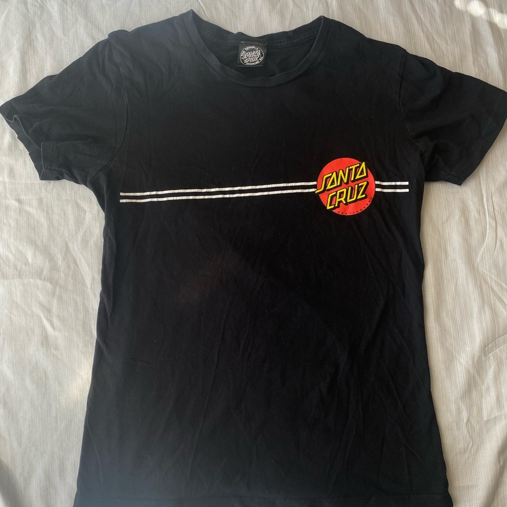 Santa Cruz T-shirt (Color: black) Size: Small